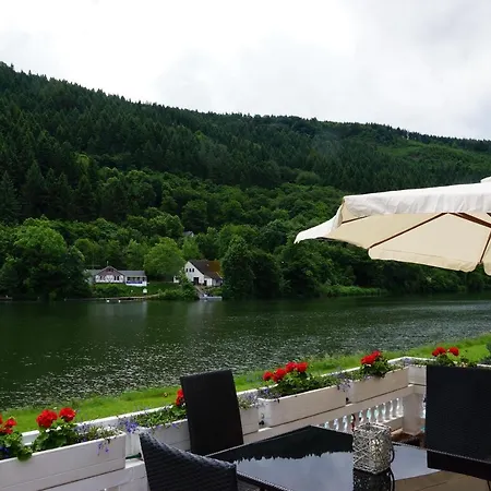 Moseljuwel Mit Exklusiver Sauna Und Indoor Pool